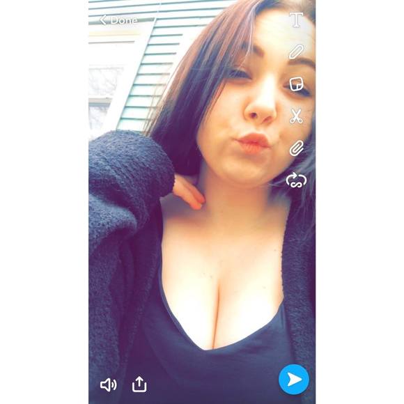 Meet your Posher, Andrea - Picture 1 of 1